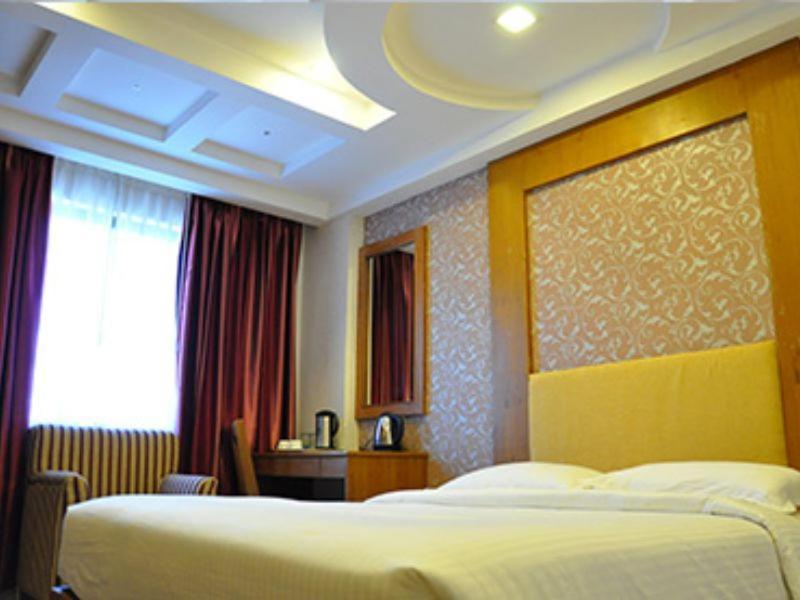 The Vijay Park - Airport Hotel Chennai Exterior photo