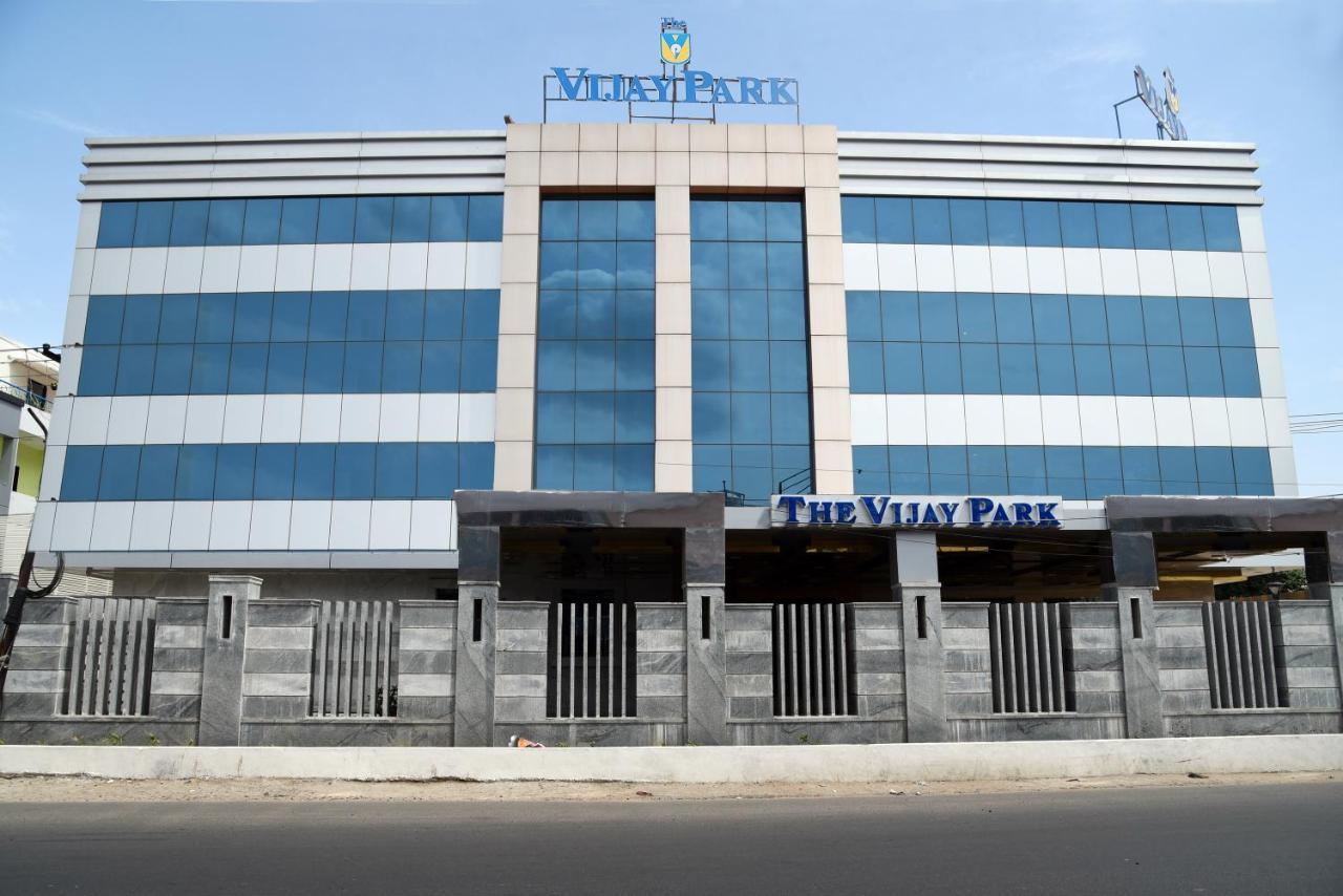 The Vijay Park - Airport Hotel Chennai Exterior photo