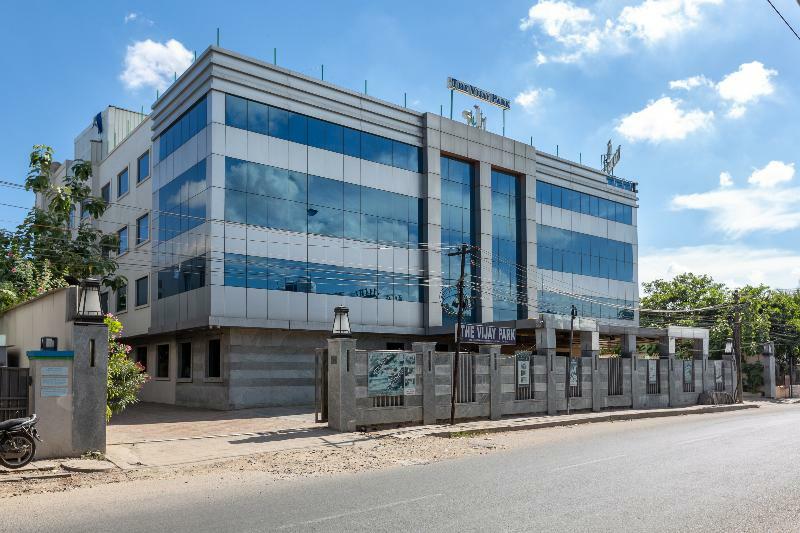The Vijay Park - Airport Hotel Chennai Exterior photo